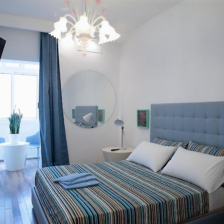 Savoia & Cavour _ Premium Signature _ Hotel Bari Kültér fotó