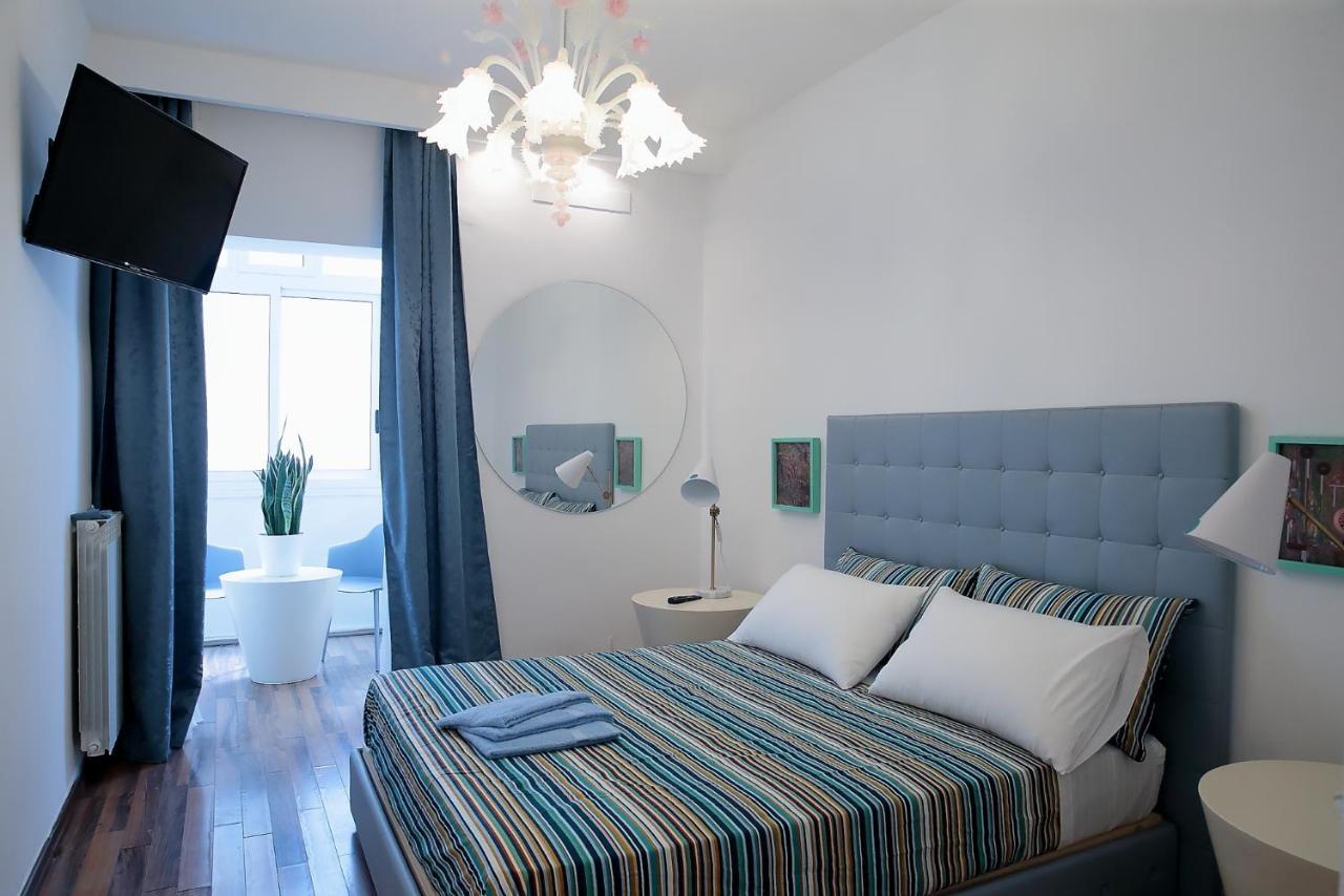Savoia & Cavour _ Premium Signature _ Hotel Bari Kültér fotó