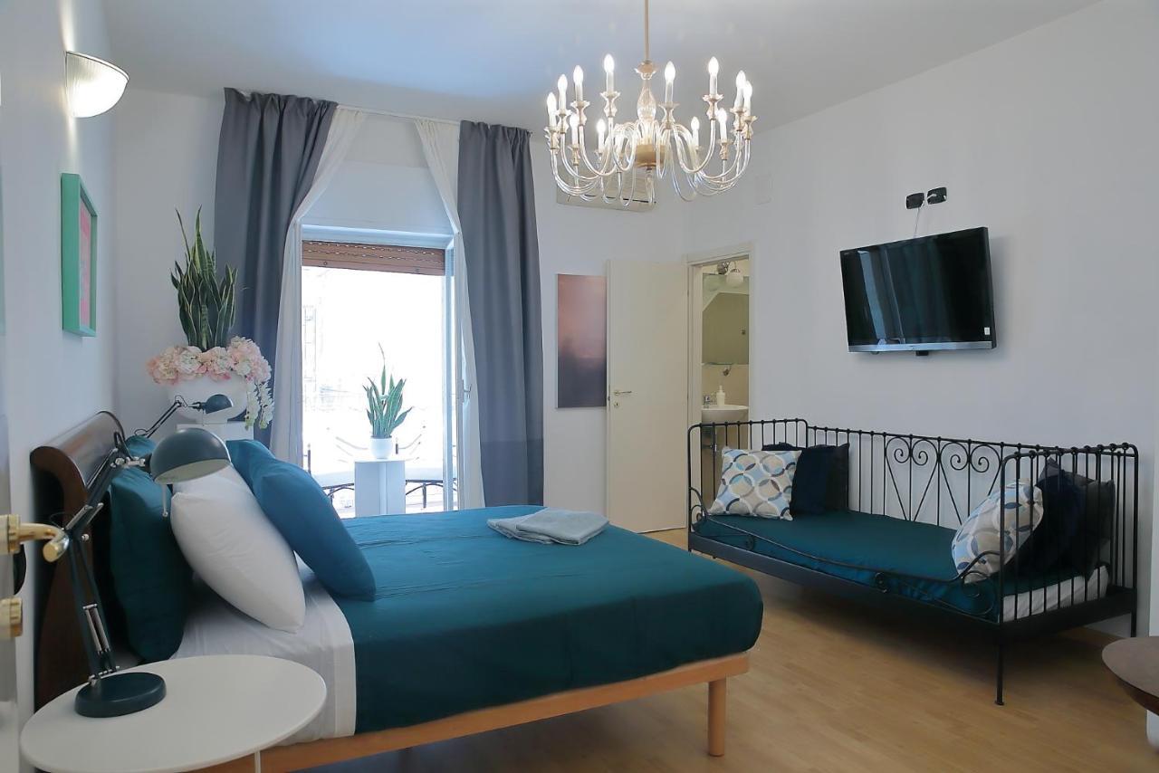 Savoia & Cavour _ Premium Signature _ Hotel Bari Kültér fotó