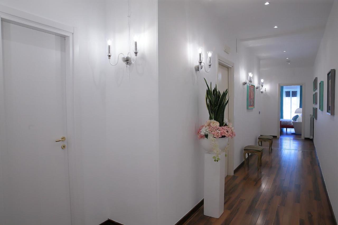 Savoia & Cavour _ Premium Signature _ Hotel Bari Kültér fotó