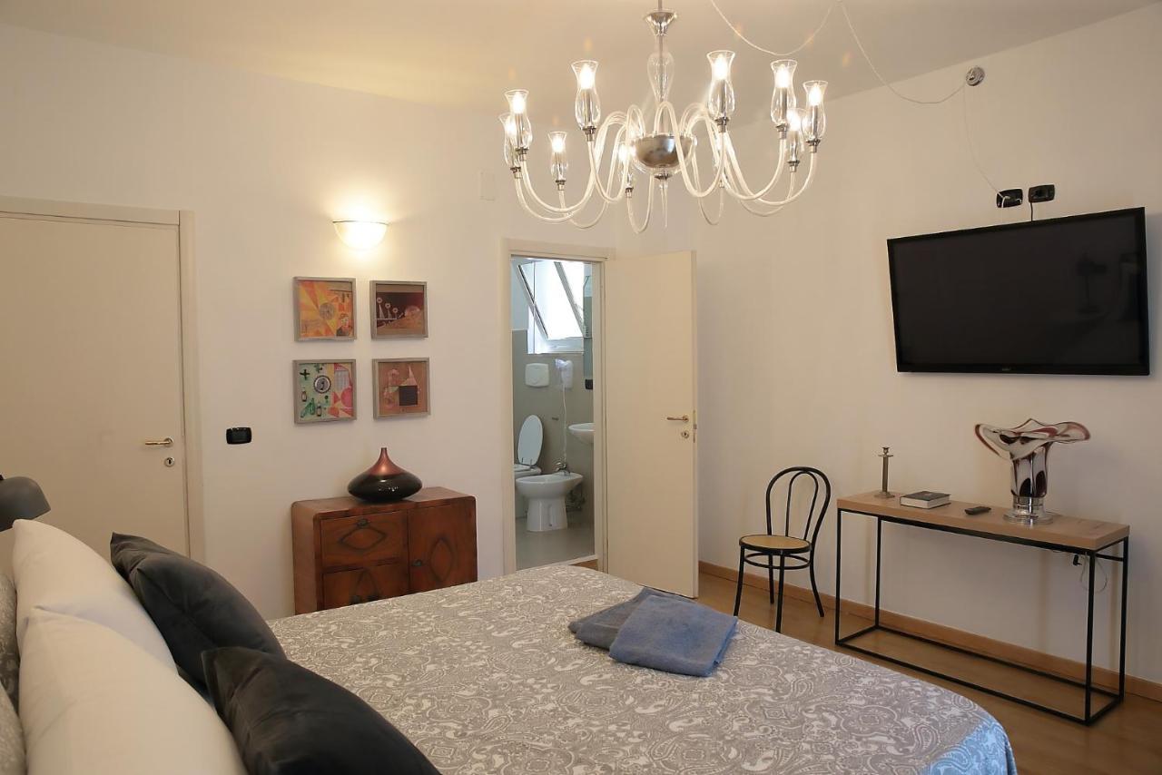 Savoia & Cavour _ Premium Signature _ Hotel Bari Kültér fotó