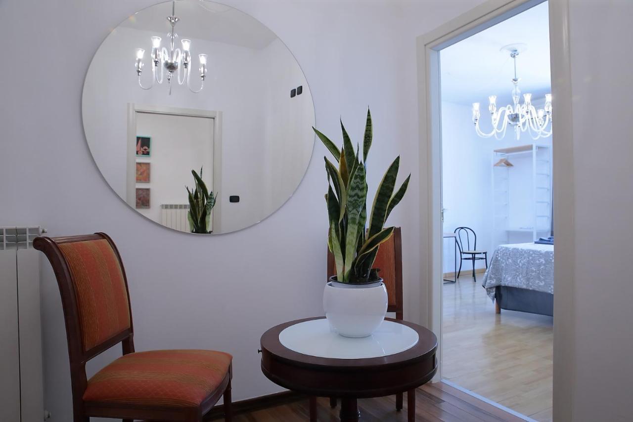 Savoia & Cavour _ Premium Signature _ Hotel Bari Kültér fotó
