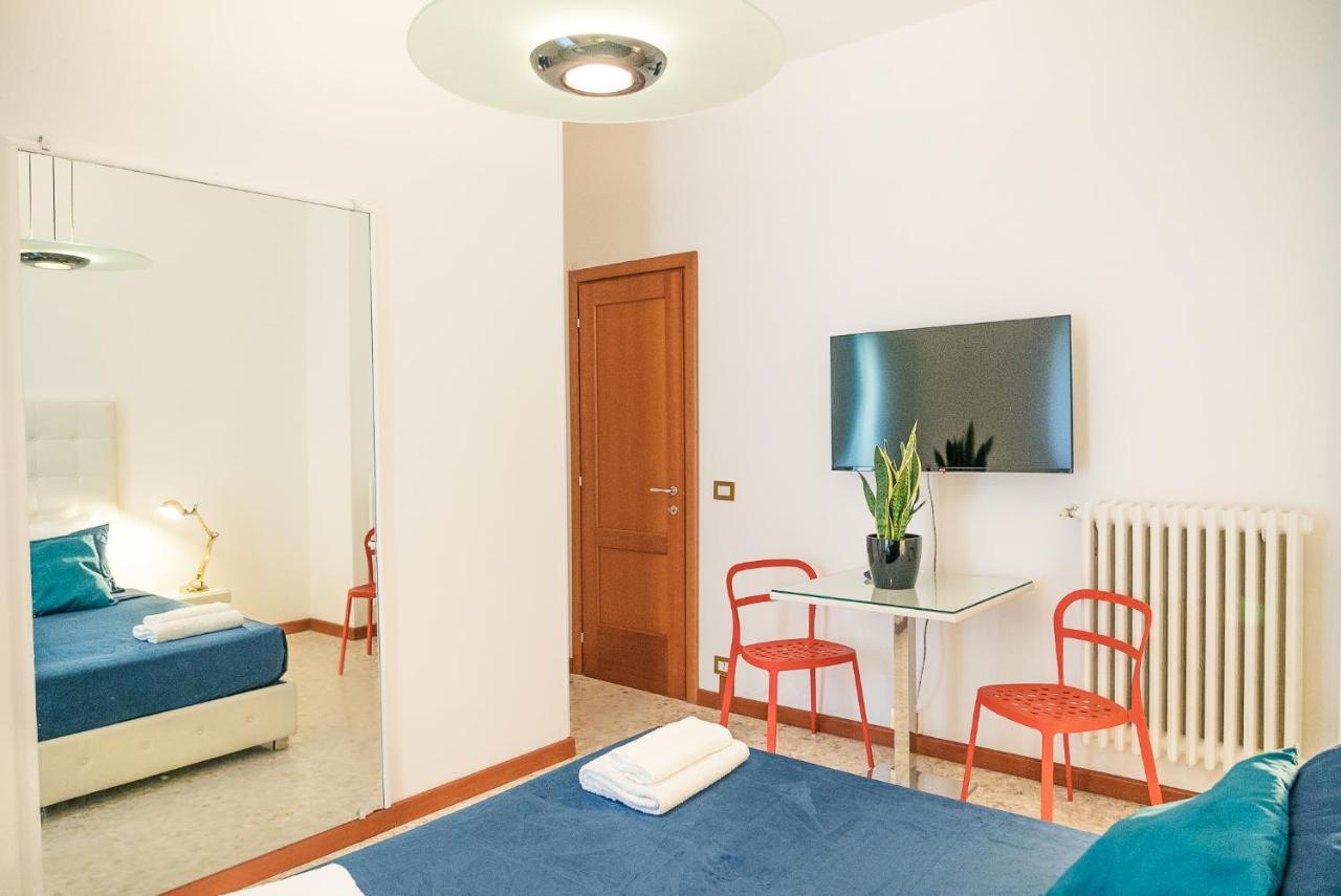 Savoia & Cavour _ Premium Signature _ Hotel Bari Kültér fotó